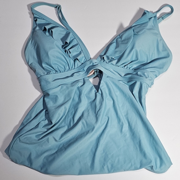 β€οΈβπ₯$5~ Mae Swimwear All Aboard Front Ruffle Cut Out One Piece Swimsuit - Picture 3 of 11
